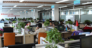 軟體海綿高效增硬劑在生產高性能隔音隔熱軟體海綿時的添加比例與性能測試